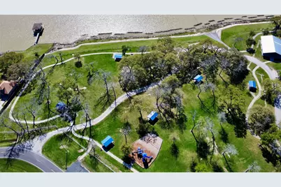 10026 Wilma Lane, Beach City, TX 77523 - Photo 19