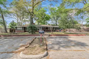 602 Everett St, Conroe, TX 77301 - Photo 3