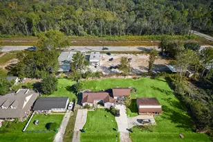 5733 Schutz St, Houston, TX 77032 - Photo 9