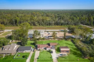 5733 Schutz St, Houston, TX 77032 - Photo 7