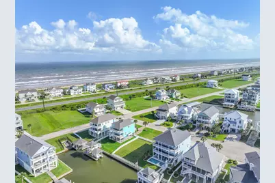 4119 Bluewing Teal Court, Galveston, TX 77554 - Photo 7
