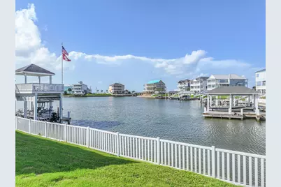 4119 Bluewing Teal Court, Galveston, TX 77554 - Photo 3