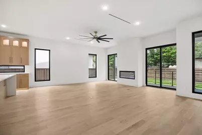 4622 Willow, Bellaire, TX 77401 - Photo 13