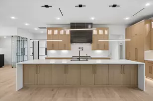 4622 Willow, Bellaire, TX 77401 - Photo 15