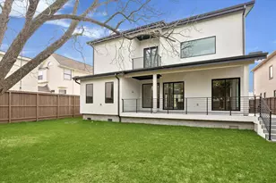 4622 Willow, Bellaire, TX 77401 - Photo 5