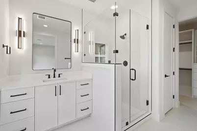 4622 Willow, Bellaire, TX 77401 - Photo 45