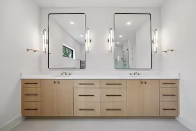 4622 Willow, Bellaire, TX 77401 - Photo 37