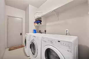 10102 White Oak Trail Ln, Houston, TX 77064 - Photo 13