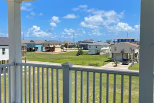 22903 Miramar Dr, Galveston, TX 77554 - Photo 3