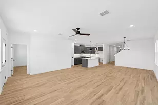 105 Palmer Bayou Ct, Dayton, TX 77535 - Photo 11