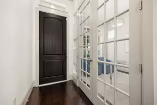6703 Saxton Manor St, Houston, TX 77055 - Photo 5