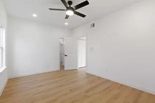 7801 Nashville St, Houston, TX 77028 - Photo 23