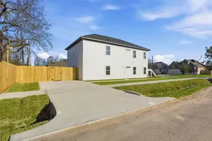 7801 Nashville St, Houston, TX 77028 - Photo 33