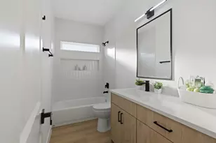 7801 Nashville St, Houston, TX 77028 - Photo 15