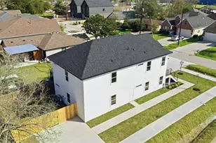 7801 Nashville St, Houston, TX 77028 - Photo 33