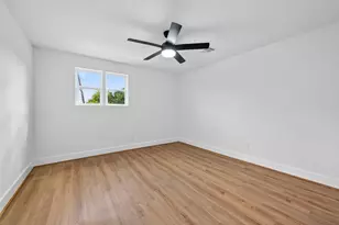 3215 Ann Arbor Dr, Houston, TX 77063 - Photo 27