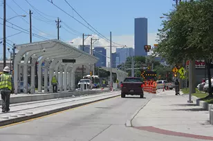 921 Booth St, Houston, TX 77009 - Photo 13