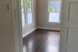 921 Booth St, Houston, TX 77009 - Photo 9