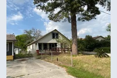 1004 McCall Avenue, Conroe, TX 77301 - Photo 1