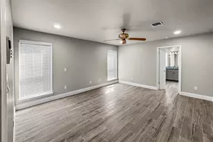 9103 Chesney Downs Dr, Houston, TX 77083 - Photo 5