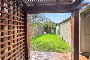 9103 Chesney Downs Dr, Houston, TX 77083 - Photo 31