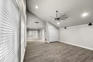9103 Chesney Downs Dr, Houston, TX 77083 - Photo 17