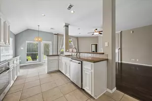 3118 Valley Ct, Manvel, TX 77578 - Photo 11