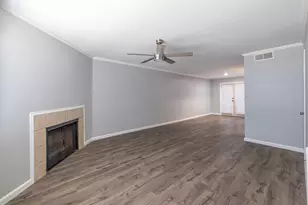 14600 Fonmeadow Dr, Houston, TX 77035 - Photo 21