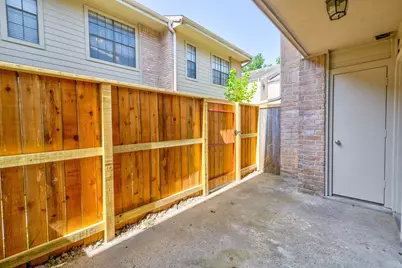 14600 Fonmeadow Drive #1702, Houston, TX 77035 - Photo 5