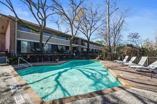 656 S Ripple Creek Dr, Houston, TX 77057 - Photo 27