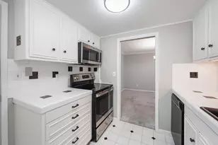 656 S Ripple Creek Dr, Houston, TX 77057 - Photo 13