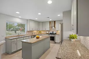 1526 Du Barry Ln, Houston, TX 77018 - Photo 9
