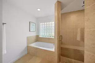 1526 Du Barry Ln, Houston, TX 77018 - Photo 17