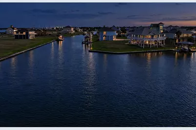 1505 Laguna Harbor Lane, Port Bolivar, TX 77650 - Photo 11