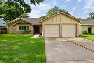 2331 Stillmeadow Dr, Missouri City, TX 77489 - Photo 1