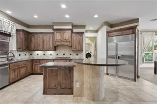 90 Player Oaks Pl, The Woodlands, TX 77382 - Photo 15