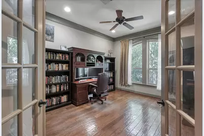90 Player Oaks Place, The Woodlands, TX 77382 - Photo 21
