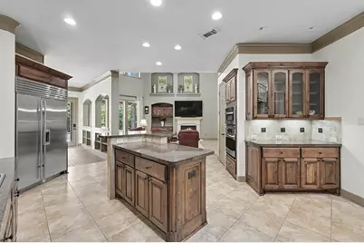 90 Player Oaks Place, The Woodlands, TX 77382 - Photo 13