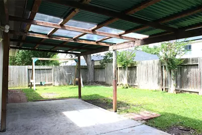 16014 Clayton Green Drive, Houston, TX 77082 - Photo 23