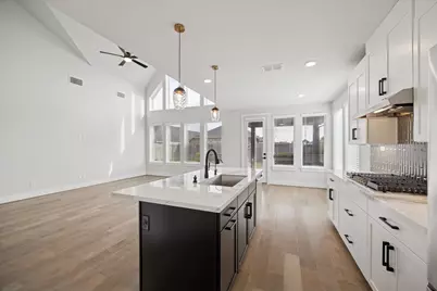 31435 Beacon Cove Trail, Fulshear, TX 77441 - Photo 13