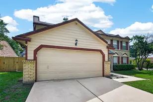 8406 Hot Springs Dr, Houston, TX 77095 - Photo 3