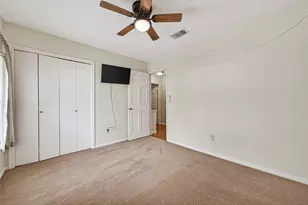 8406 Hot Springs Dr, Houston, TX 77095 - Photo 37