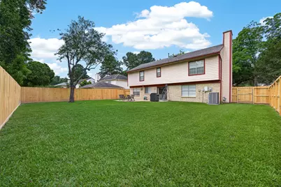 8406 Hot Springs Drive, Houston, TX 77095 - Photo 45