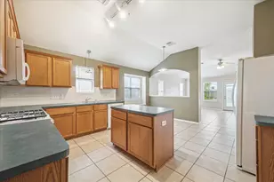 9717 Cottage St, Pearland, TX 77584 - Photo 3