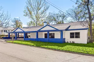 811 W Calhoun St, Livingston, TX 77351 - Photo 1