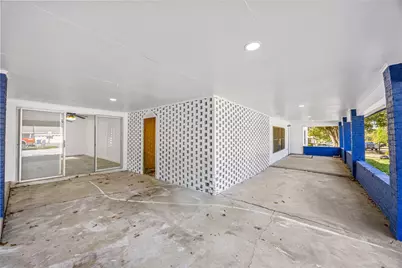 811 W Calhoun Street, Livingston, TX 77351 - Photo 29