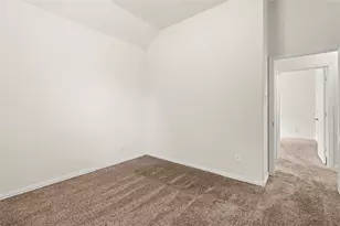 611 Orchid Hill Dr E, Conroe, TX 77301 - Photo 7