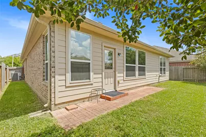 611 Orchid Hill Drive E, Conroe, TX 77301 - Photo 27