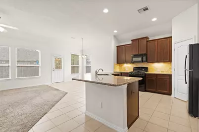 611 Orchid Hill Drive E, Conroe, TX 77301 - Photo 13