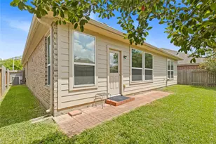 611 Orchid Hill Dr E, Conroe, TX 77301 - Photo 27